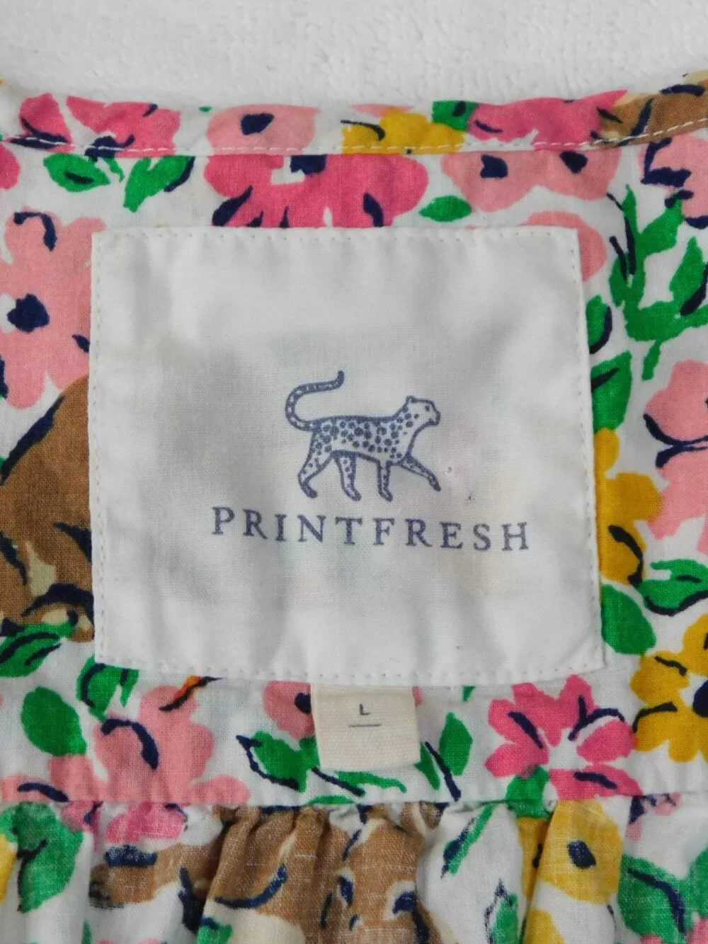 Printfresh Bunny Trail In Spring Meadow Short Sleeve Pajama Top | VGUC | Large
